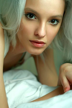White-haired teen wakes up only to strip naked and tease you